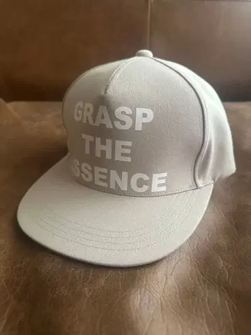 CA4LA GRASP THE ESSENCE 새상품급