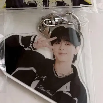 EIKU 아크릴 키링