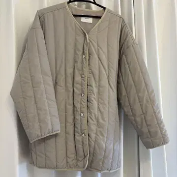 Discoat 베이지 퀼팅 자켓