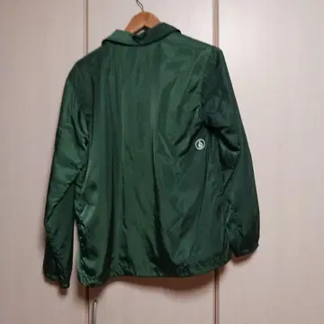 Volcom 그린 컬러 나일론 자켓