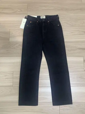 SERGE 블랙 스트레이트 데님 사이즈 23 택 포함