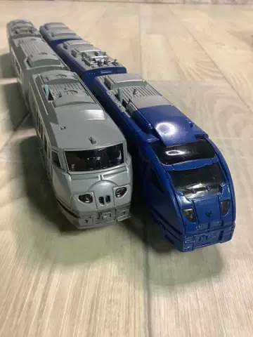 프라레일 JR 규슈 소닉 883 JR 규슈 제비