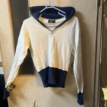 Attractions 지퍼 달린 후드 트레이닝복 36