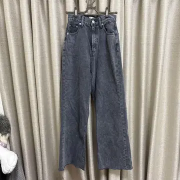 다크 그레이 와이드 레그 데님 팬츠