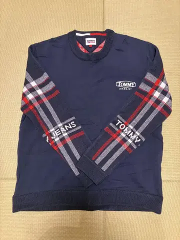 TOMMY JEANS 네이비 체크 트레이닝복