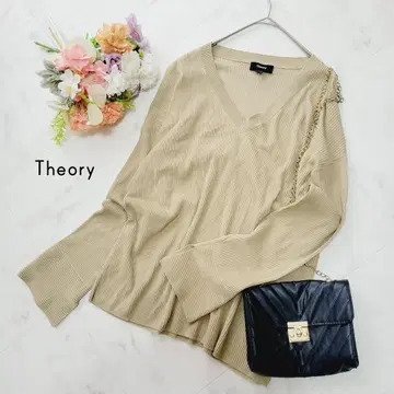 새상품급*Theory 베이지 소매 슬릿 풀오버