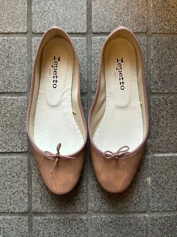 Repetto 핑크 베이지 플랫슈즈 39.5 사이즈
