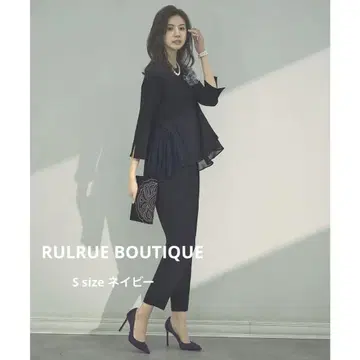 루일 에 부티크 플리츠 페플럼 상의 셋업 네이비 S
