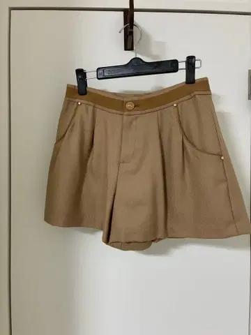 MISOCH MISTOT 베이지 숏팬츠 38