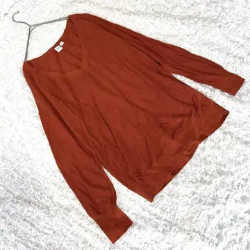 새상품급 [갭] (M) V넥 니트 오렌지 부드러운 원단 가을/겨울