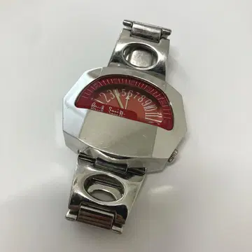 Paul Smith 철가면 스피도미터 레트로그래드 6117