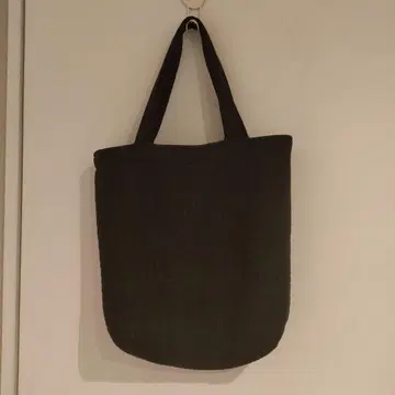 비오는날 바흐 BACH 블랙