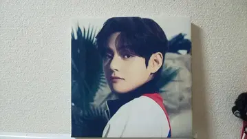 BTS V 캔버스 포스터 약 40cm x 40cm