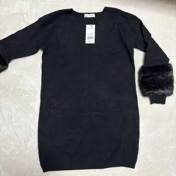 [ 미사용 새상품 ] CECIL Mc BEE 세실 맥비 퍼 미니 원피스