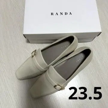 RANDA 아이보리 스퀘어토 로퍼 23.5