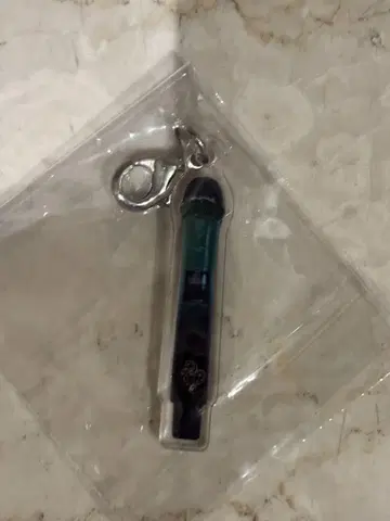 재중 RE:VERIE 가챠 마이크
