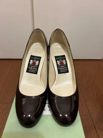 MIHAMA 미 펌프스 다크 브라운