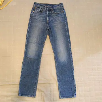 Levi Strauss & Co. 501 스트레이트 데님