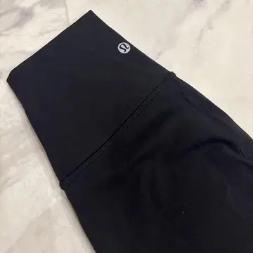 룰루레몬 블랙 레깅스 사이즈 2