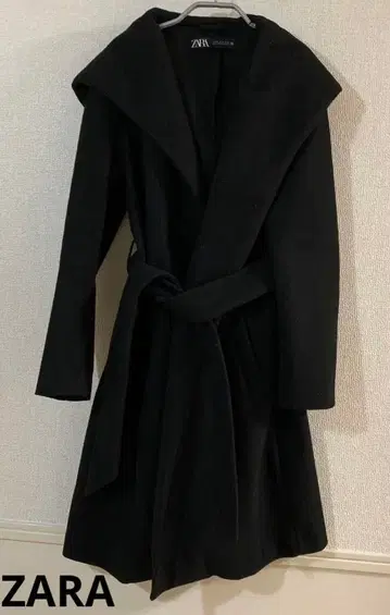 ZARA 블랙 후드 부착 롱 코트 사이드 포켓 있음