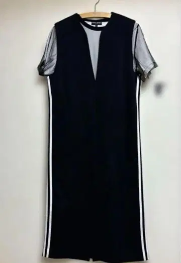 사이드 라인 스키퍼 오버롤 스커트 블랙 부기우기