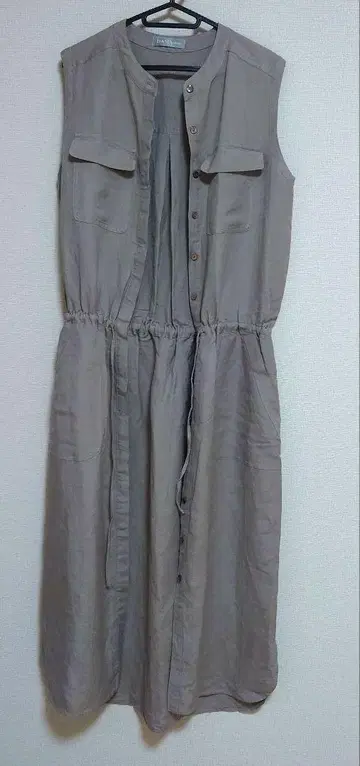 DAMA 슬리브리스 원피스 그레이