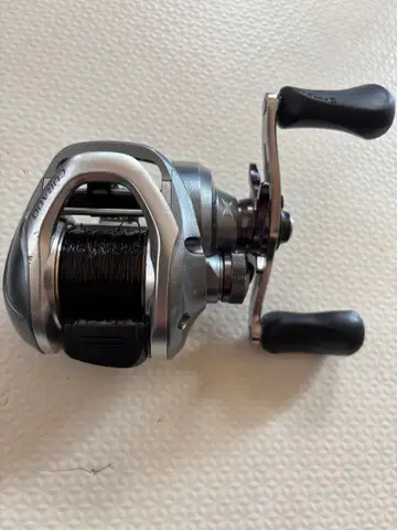 SHIMANO 클라드 200 중고