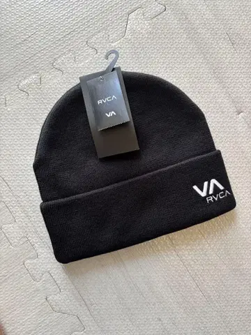 [ 미사용 새상품 ] RVCA 니트 모자