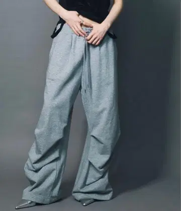 led.tokyo TUCK SWEAT PANTS 턱 스웨트 팬츠 2