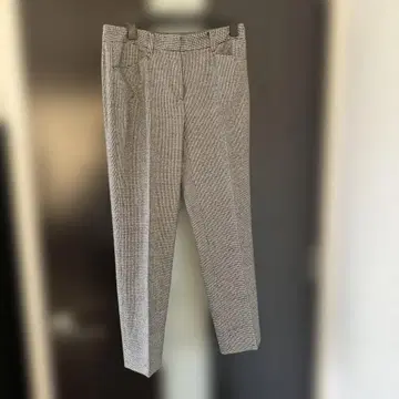 새상품급 theory luxe 띠어리 럭스 테이퍼드 팬츠 38