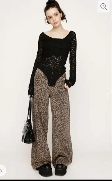 Sly LEOPARD WIDE LEG PT-D 레오파드 데님