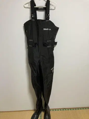 다이와 타이트 핏 라디알 가슴장화 L