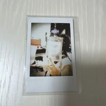 계속 한밤중이면 좋을 텐데. ACA네 폴라로이드