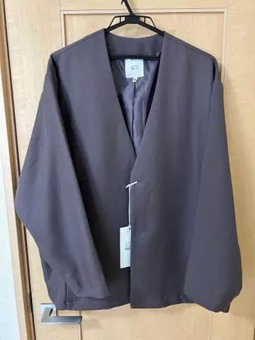 다크 브라운 셋업 슬랙스와 자켓 세트