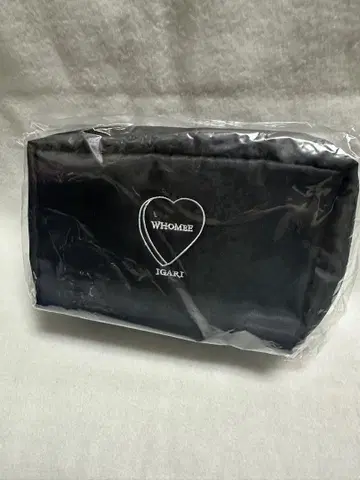 [ 미사용 새상품 ] WHOMEE 블랙 파우치