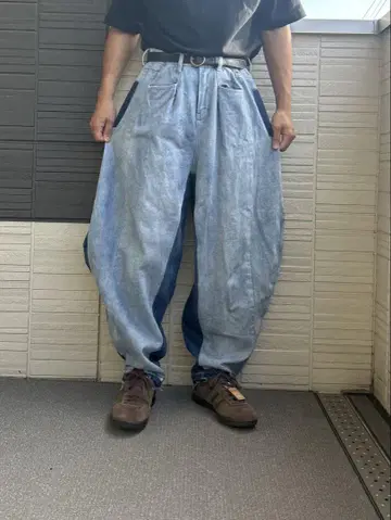 변형 데님 리메이크 사루엘 테이퍼드 팬츠 투톤 바이컬러