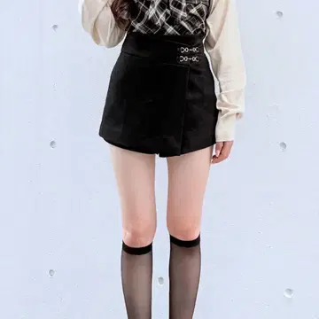 스웨이드 랩 치마바지 블랙 NOMAE