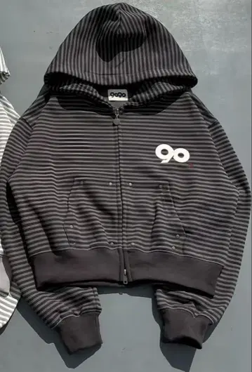 9090 블랙 스트라이프 후드티 미착용 새상품