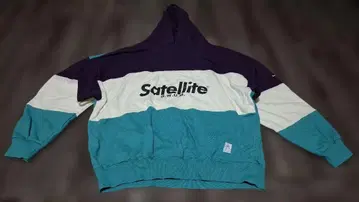 Satellite 후드티 MiX