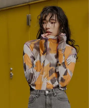 [ 미사용.택 포함 ] miette 배색 멜로 프린트 튤 시어 탑