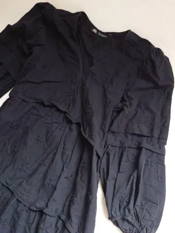 ZARA 자라 블랙 꽃무늬 자수 롱 원피스 티셔츠 퍼프 슬리브