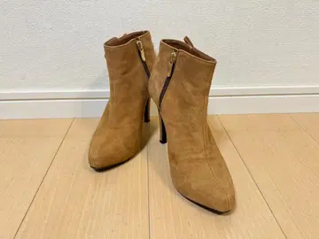 DIANA 다이애나 스웨이드 숏부츠 슬림 레그 23cm