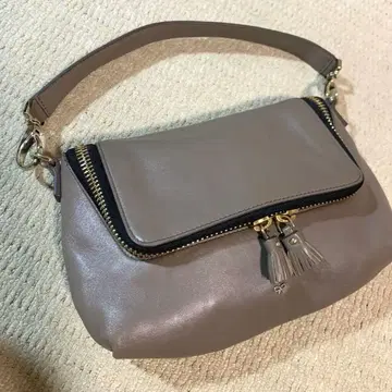 컨디션 최상 ANYA HINDMARCH 핸드백 가죽 브라운
