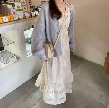 Rili tokyo 볼륨 복슬복슬 니트 가디건 라이트 블루 스카이블루