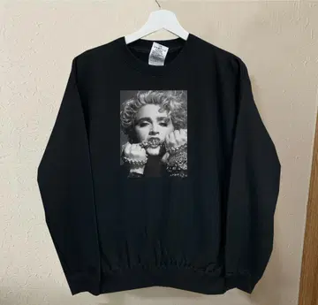 마돈나 Madonna 목걸이 트레이닝복 새상품 배송비 포함 남녀 공용
