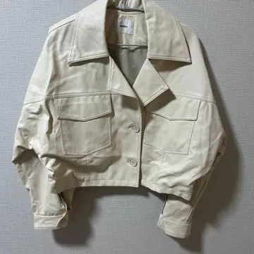 아이보리 자켓