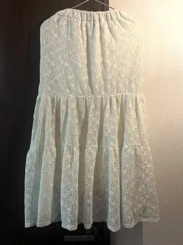 레이스 티어드 프릴 스커트