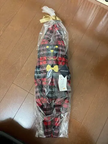 체크 무늬 고양이 봉제 인형