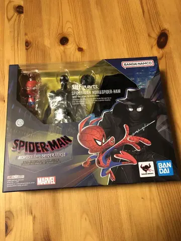S.H.Figuarts 스파이더맨 느와르 & 스파이더 햄