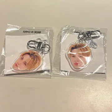 treasure 도영 얼굴 아크릴 키링